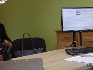 LOAN4K. Hottie está lista para sexo sucio_para pagar impuestos por una foto