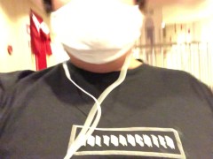 フェリーの中でマッサージ機に座る男 - Screenshot 2 of 16 - Japanese 無 修正