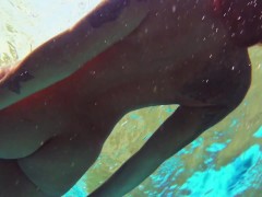 Heidi Van Horny won't disappoint you by the poolside