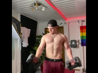 18 Years old Teen Working out at Home Shirtless