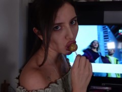 Леденец или член, что выберет IrinaG??? - Screenshot 1 of 16 - Russian Amateur