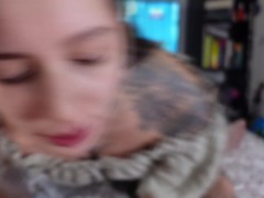 Леденец или член, что выберет IrinaG??? - Screenshot 2 of 16 - Hot Blowjob