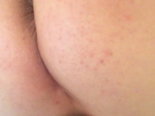 JIGGLY BUTTHOLE CLOSEUP