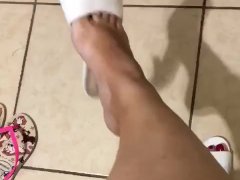 @tici_feet IG ticii_feet dangling white shoes (preview)