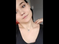 Селфи терапия от опытной шлюшки - Screenshot 1 of 16 - Big Boobs