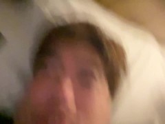 ベットの上で昨日の出来事を解説する男 - Screenshot 10 of 16 - Hentai