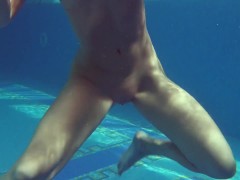 Kittina Ivory acts in underwater erotics