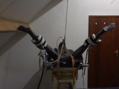 Milked on the gynchair in full rubber