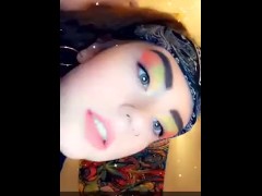 Stoner girl an her makeup