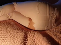 ⭐ Lazy Pee, Bedwetting Girl In Pink Jeans - Watch My Glistening Wet Patch Spreading