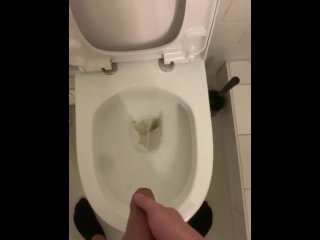 exclusive, vertical video, solo male, pissing