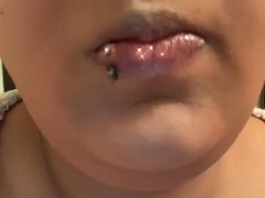 “Asmr” BBW eats cake 