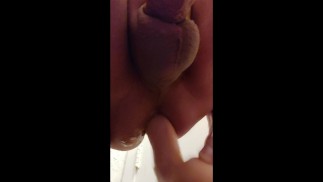 Субботний вечер долбит задницу 9-дюймовым фаллоимитатором (Bi-virgin через 14 дней после каминг-аута) (репост)