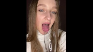 Стакан слюны 