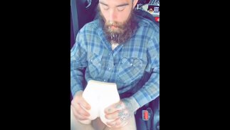 Ich habe mich auf einem Parkplatz lächerlich gemacht, nachdem ich ein neues Spielzeug gekauft hatte. Mehr zu OF /notspreadingenough