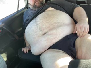 Big brisk wank and shoot in the back of the car on a cold winter’s day