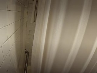 My friend was spying on me in the shower, so I taught him a lesson! screenshot number 0