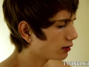 Twink James Taylor anal drilling after blowing vampire cock