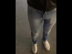 Angela Doll - Je trouve un inconnu dans un centre commercial pour me faire sodomiser dans le parking