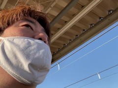 五反野駅で電車を見送る男 - Screenshot 16 of 16 - Japanese