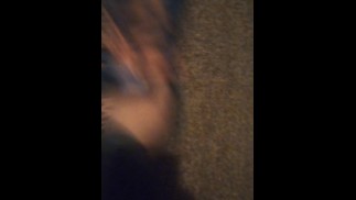 Синие кроссовки Nike и босиком (без звука)