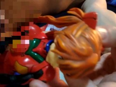 プラグスーツのアスカラングレーフィギュアに大量ぶっかけ顔発射オナニー【新世紀エヴァンゲリオン】 - Screenshot 7 of 16 - Plugsuit