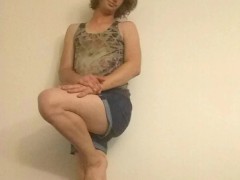 Nude Self-Posing 2 - Screenshot 1 of 16 - Pansexual Demisexual