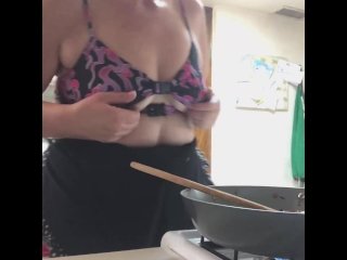 milf cooking, apron, cooking fetish, bbw