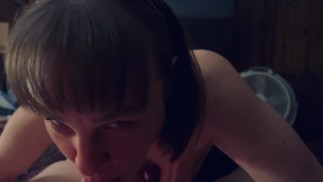 Зрелая пума делает минет от первого лица. Мы попытались запечатлеть, как бы это выглядело, если бы я сосал тебе. 