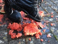 Elf dirty boot stomping compilation - Screenshot 10 of 16 - Dirty Shoes