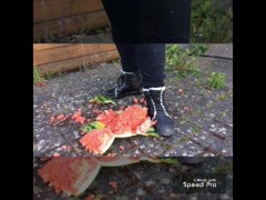 Elf dirty boot stomping compilation - Screenshot 15 of 16 - Dirty Shoes