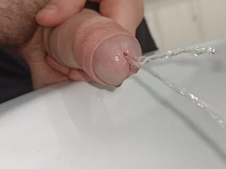 muscular men, pissing, solo male, sink