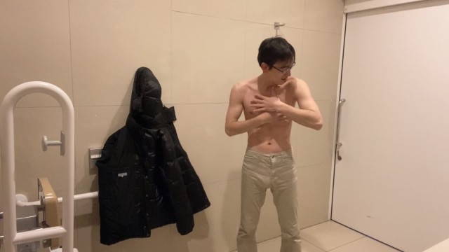 男子高校生　ストリップダンス　全裸で踊ってみた　楽しくエロく踊りました　無修正　顔出し　素人　ロキ　鏡音リン - Pornhub Gay