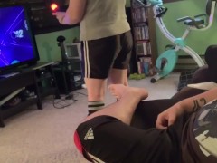 Video Husband has sex with mistress as the wife plays vr 