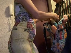 Доставщик фаллоимитаторов получил минет от шикарной МИЛФ Тумановой - Screenshot 4 of 16 - Mother