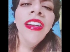 Vore delicioso tiny  - Screenshot 10 of 16 - Pov