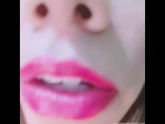 Vore delicioso tiny  - Screenshot 15 of 16 - Pov