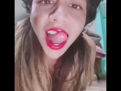 Vore delicioso tiny  - Screenshot 5 of 16 - Pov