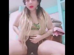 Vore delicioso tiny  - Screenshot 6 of 16 - Giantess