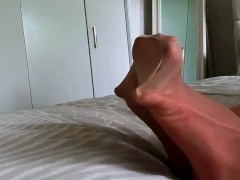 Nylon Stockings - Toe Spread