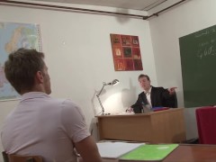 Video When the professor is not in the classroom the friends fuck each other willingly