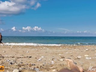 I make him cum_while people walk by on the beach