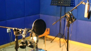 Vrouwen Vragen Asmr, De Radiopresentator Die Vergat De Microfoon Uit Te Zetten