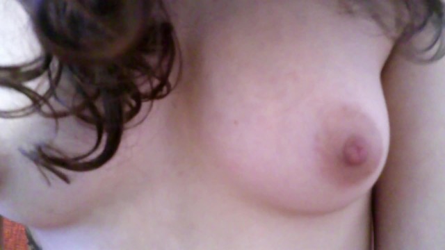 Горячую девушку трахнули и кончили ей в киску - Real Amateur