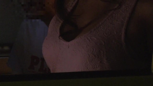 すっげぇ~オッパイ揺れ捲り(^^♪深夜？のコンビニ便所に連れ込んだ彼以外の肉棒を爆乳GALが咥え込んじまったwwwwwwwwwwwww - エロワールドの無料エロ動画