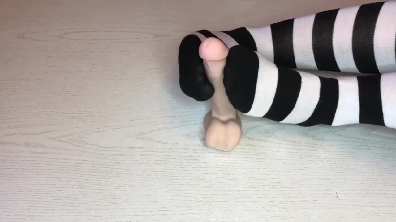 Sockjob with High Socks - Pornhub.com