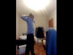 Трясу мизерной писькой под цоя он жыв - Screenshot 4 of 16 - Cuckold