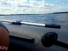 Video RISKY PUBLIC SEX WITH A STEPSISTER IN A BOAT ON THE LAKE! - PLAYSKITTY