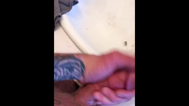 So wet I didn’t even get hard before cumming