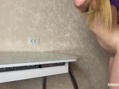 Вместо ужина он решил трахнуть меня на кухонном столе - Screenshot 7 of 16 - Kitchen Fuck